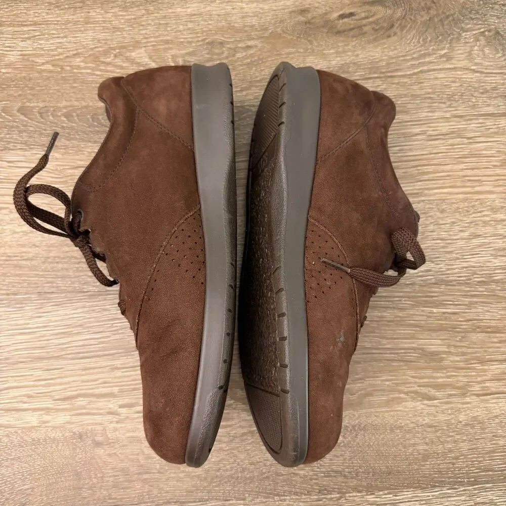 SAS Tripad Comfort Walking Shoes Womens 8.5 Brown Nubuck Leather Lace Up USA